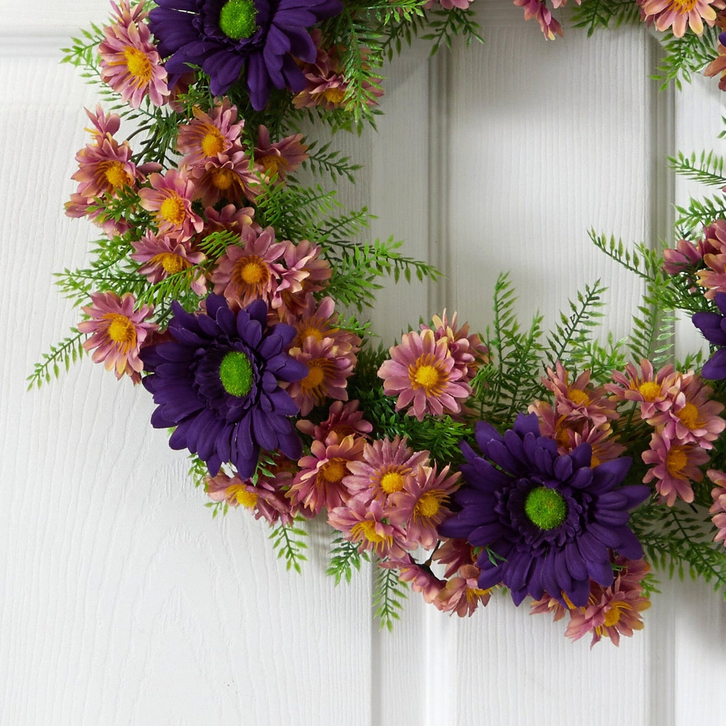 21” Mixed Daisy Artificial Wreath - Tampa Home & Garden Store