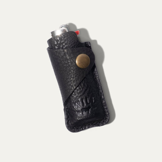 Housse en cuir avec briquet