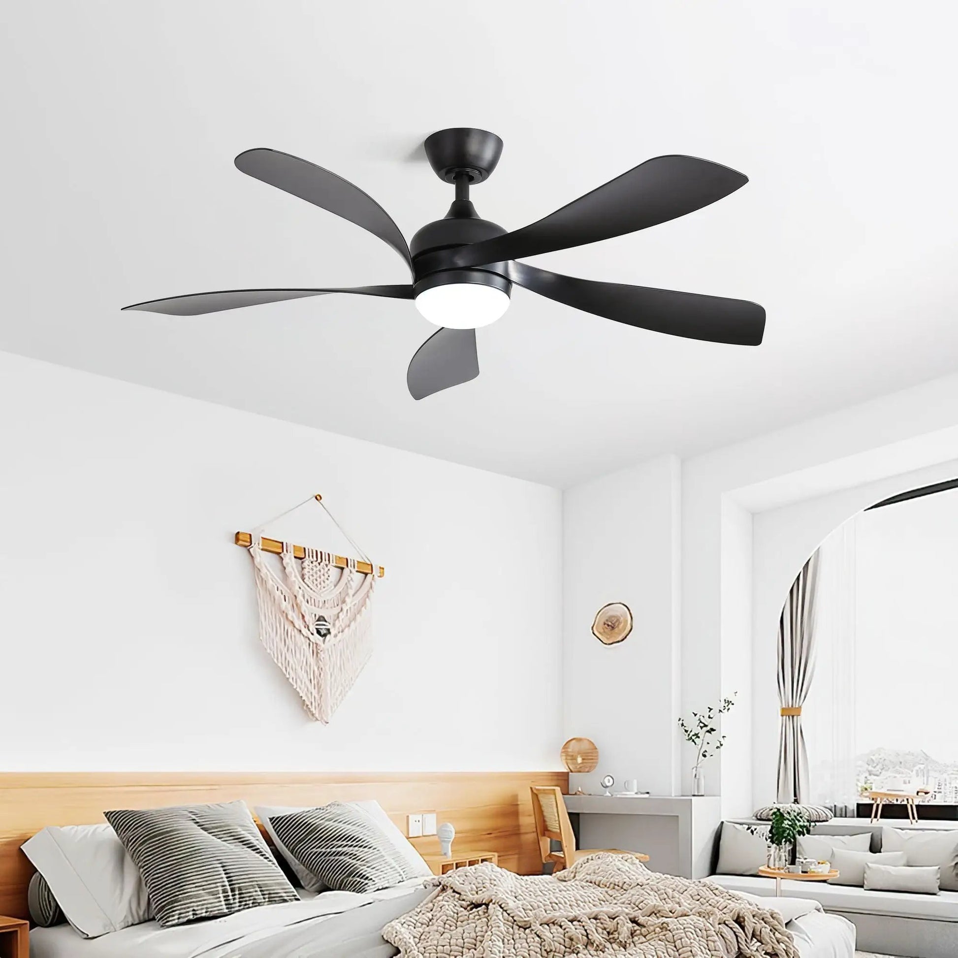 Ceiling fan with light, black finish, 5 blades Unique Piece on Tampa Home & Garden Store