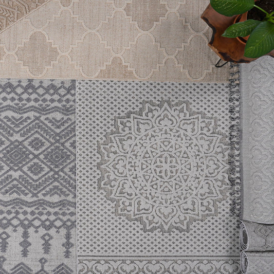 Guros Traditional Indoor and Outdoor Area Rug