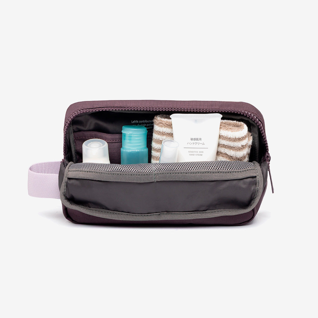 Kei Lithe Washbag Wine