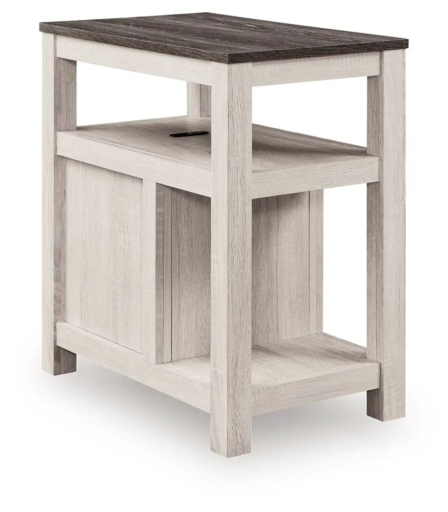 Fendenmore Chair Side End Table With USB Ports