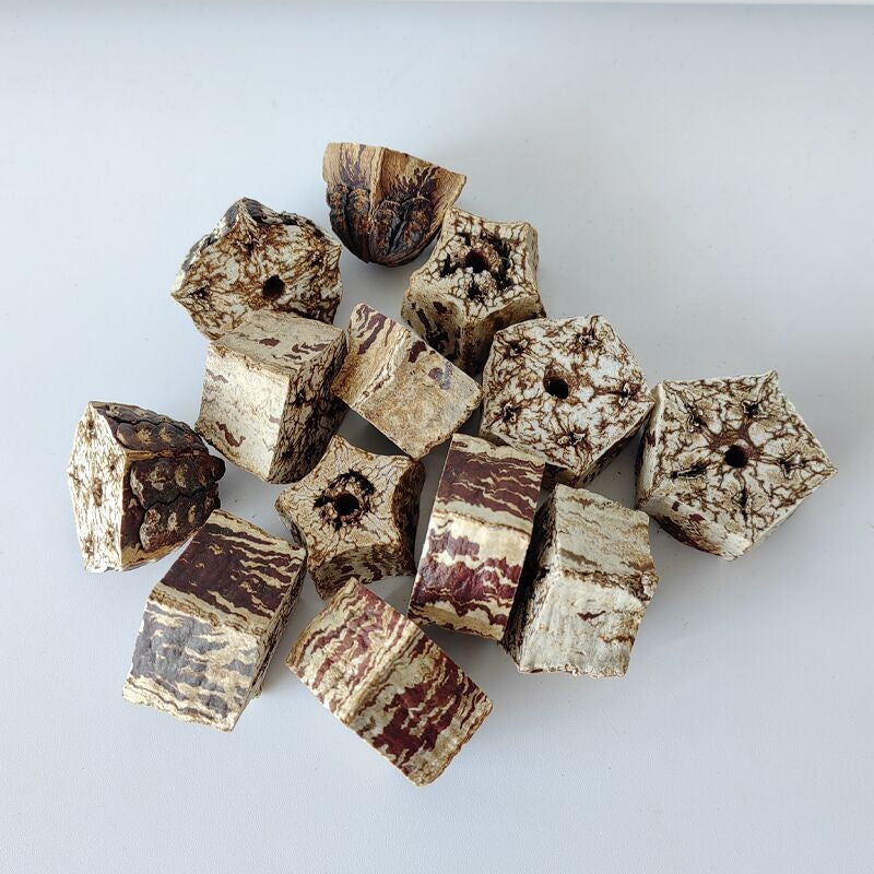 Parrot chew blocks set of wood-patterned cubes, beige with brown marbling, Sell My Stuff on Tampa Home & Garden Store