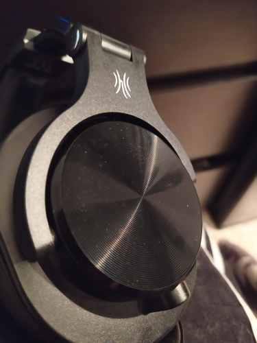 Stevvex black wired over-ear gaming headset with circular brushed metal ear cups and logo on Tampa Home & Garden Store