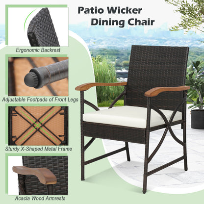 Set of 2/4 Patio Wicker Chairs with Soft Zippered Cushion