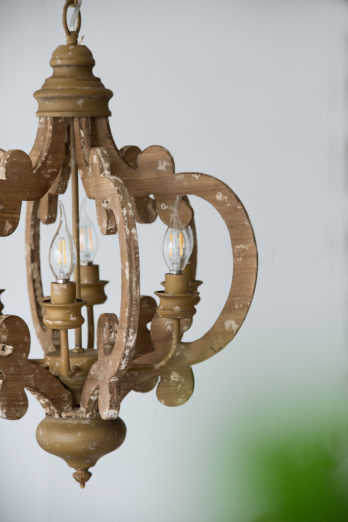 Farmhouse Chandelier With 6 Light Wood Pendant
