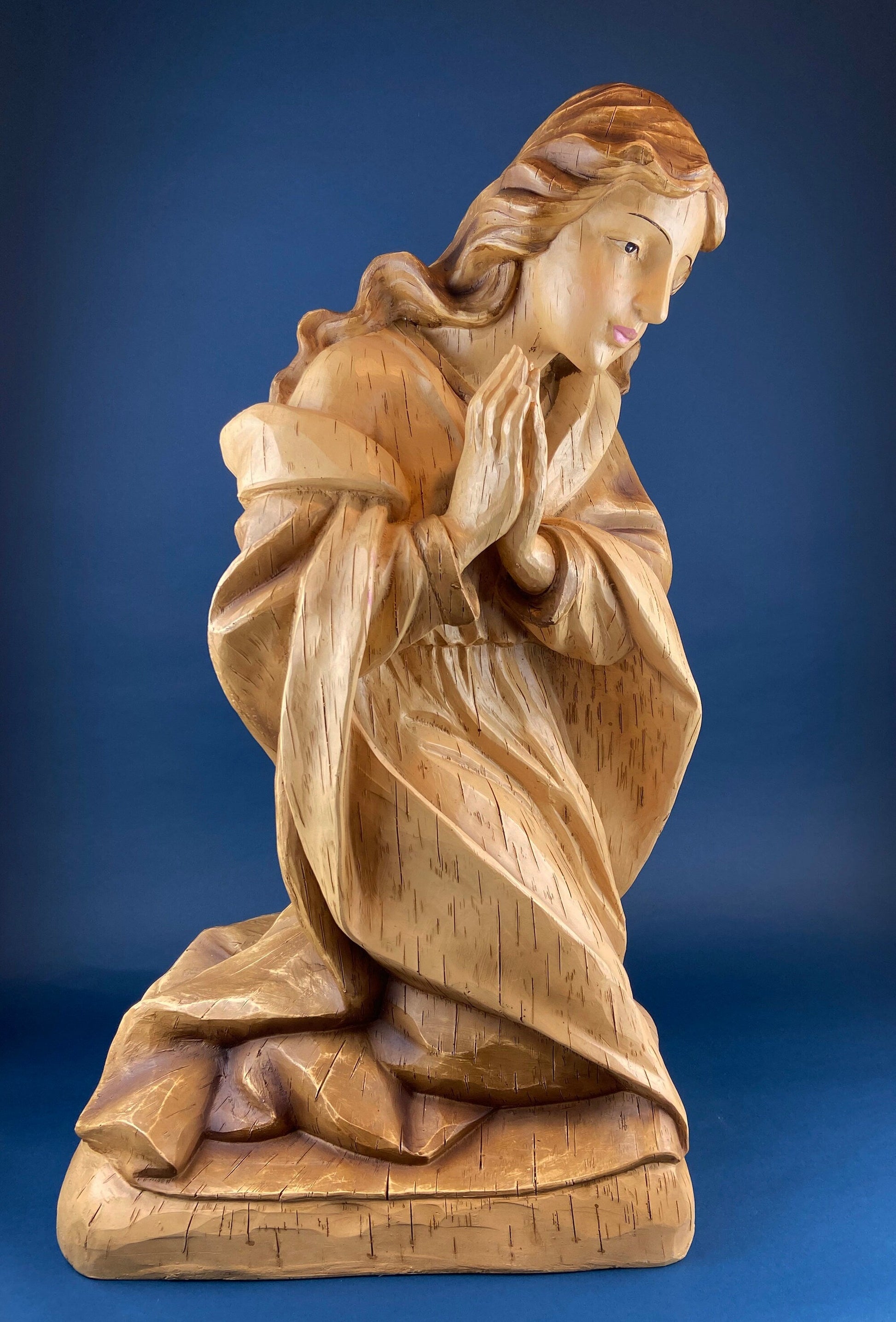 30" Statue of Virgin Mary. Praying Madonna. Wood Like Texture & Color. Religious Figure. Nativity Scene. Place of Worship, Shrine Statue.. - Tampa Home & Garden Store