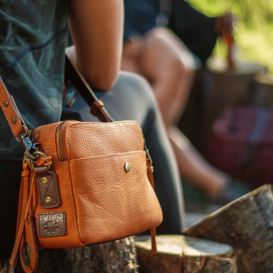 Sac bandoulière en cuir Everyday à double zip