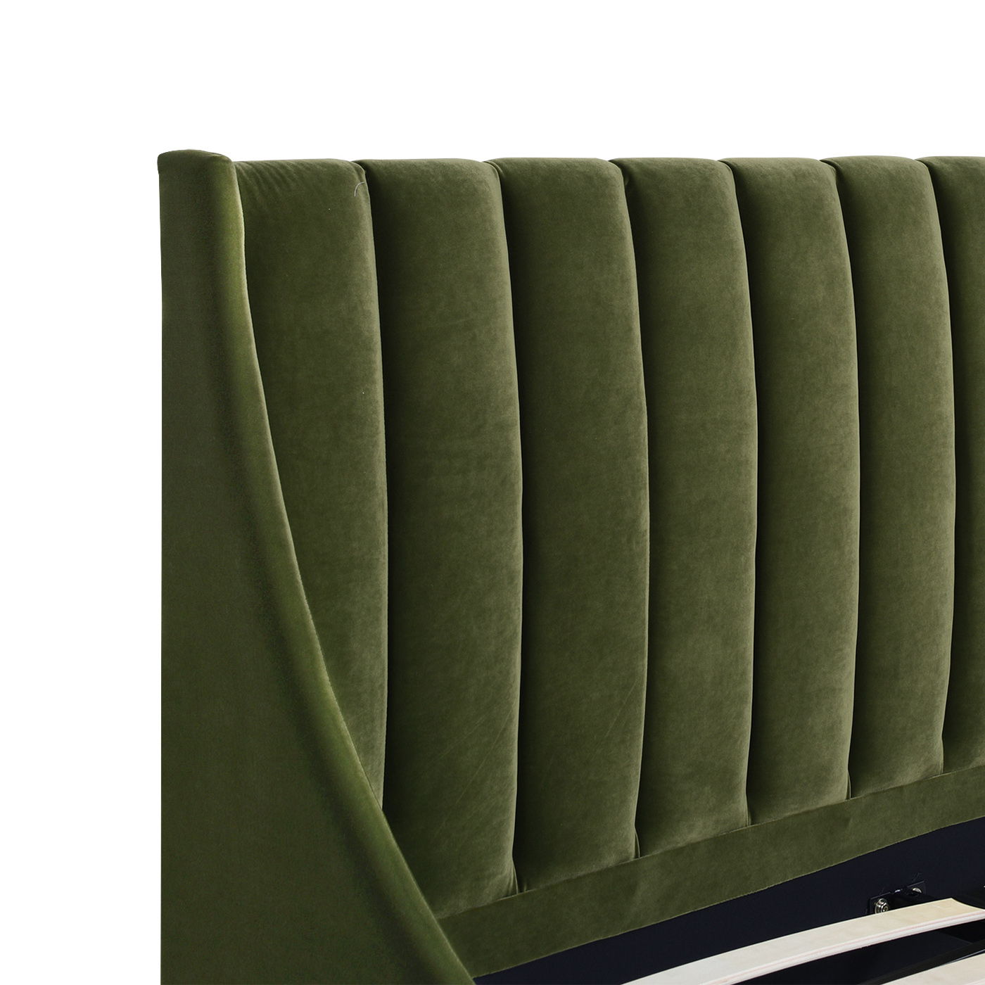 Aspen Vertical Tufted and Modern Platform Bed