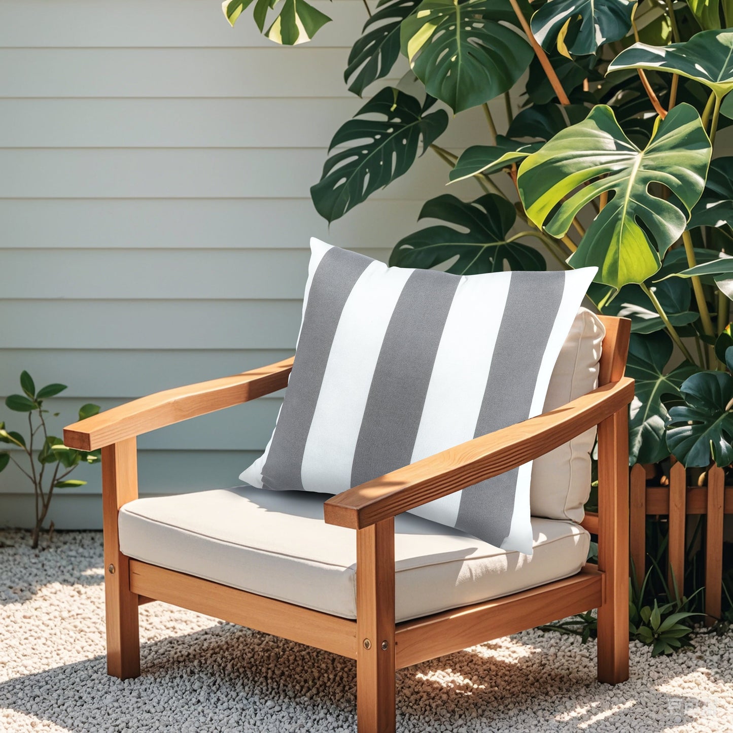 Waterproof Outdoor Throw Pillows For The Patio