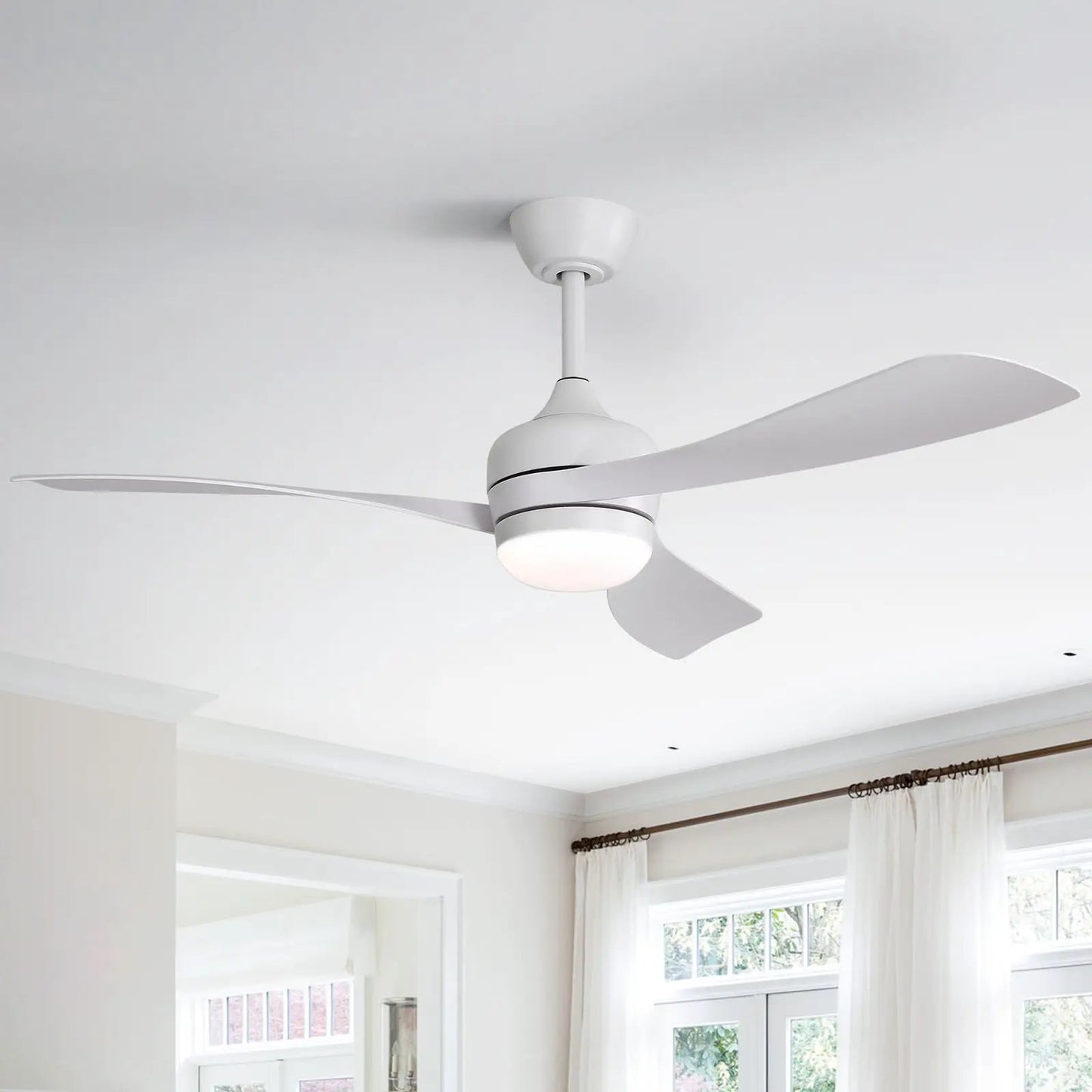 Ceiling Fan with 3 Blades and Remote Control