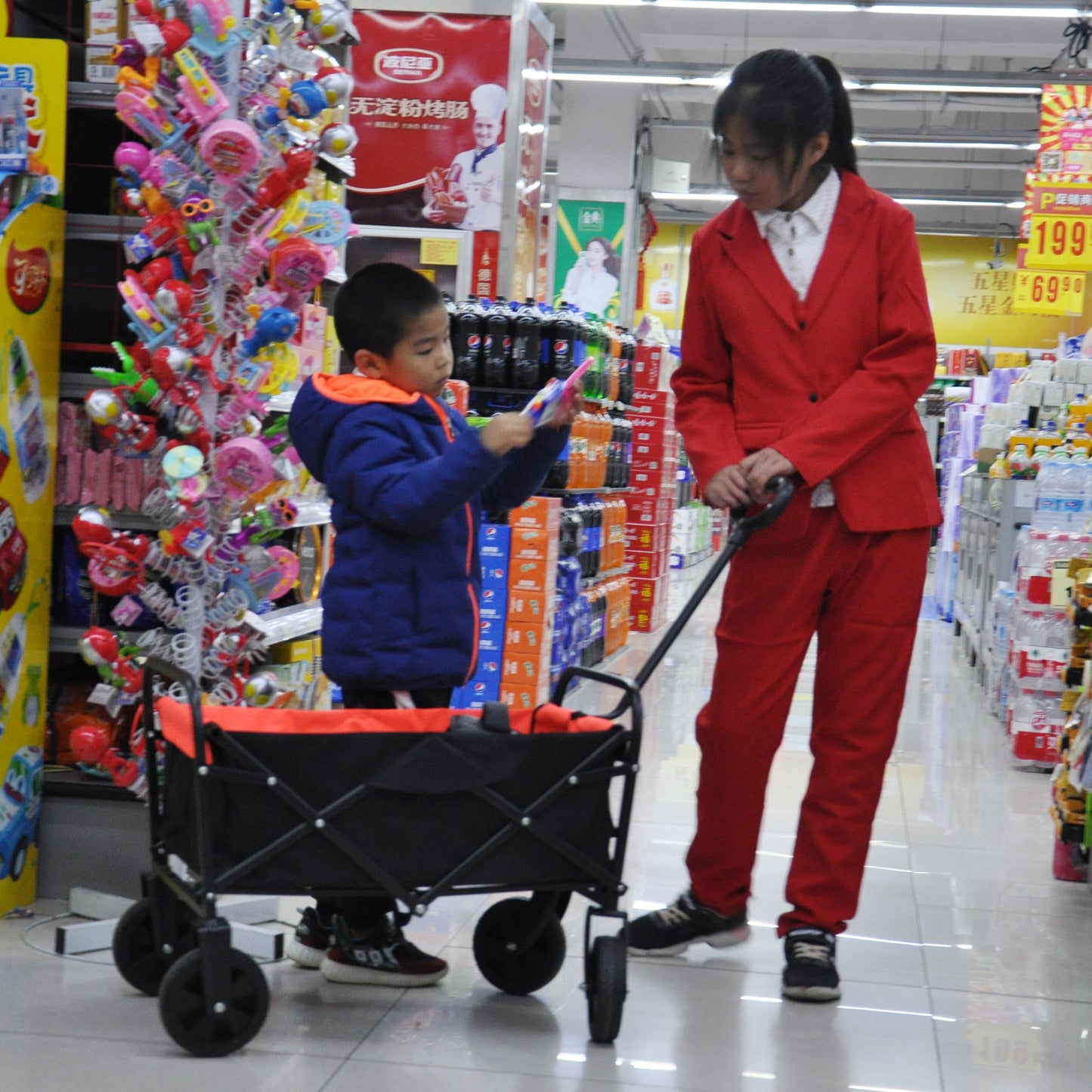 Folding Wagon Garden Shopping Beach Cart