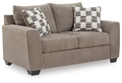 Loreo Loveseat for Modern Living Room Comfort
