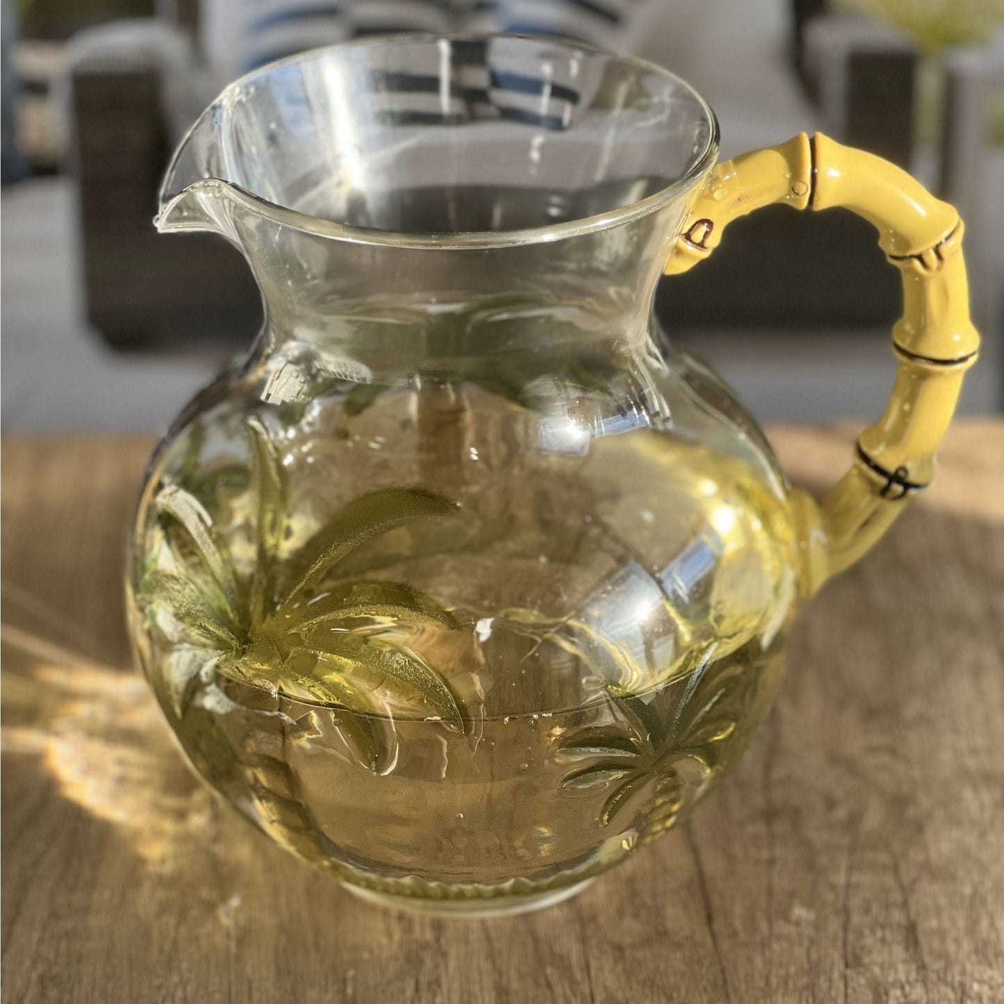 Palm Tree Water Pitcher With Bpa Free Lid and Cap