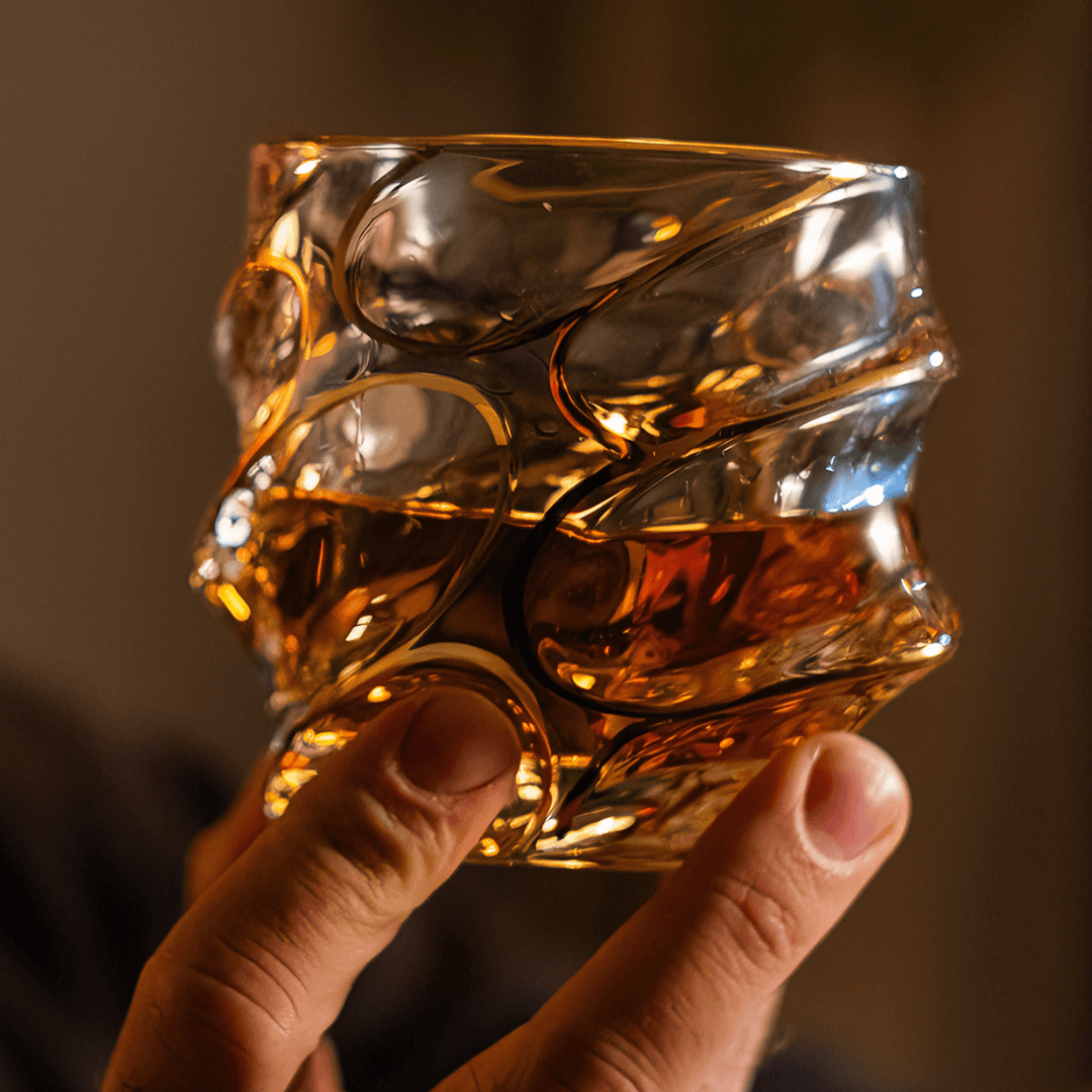 the Gold Line Storm Japanese Crystal Whisky Glass