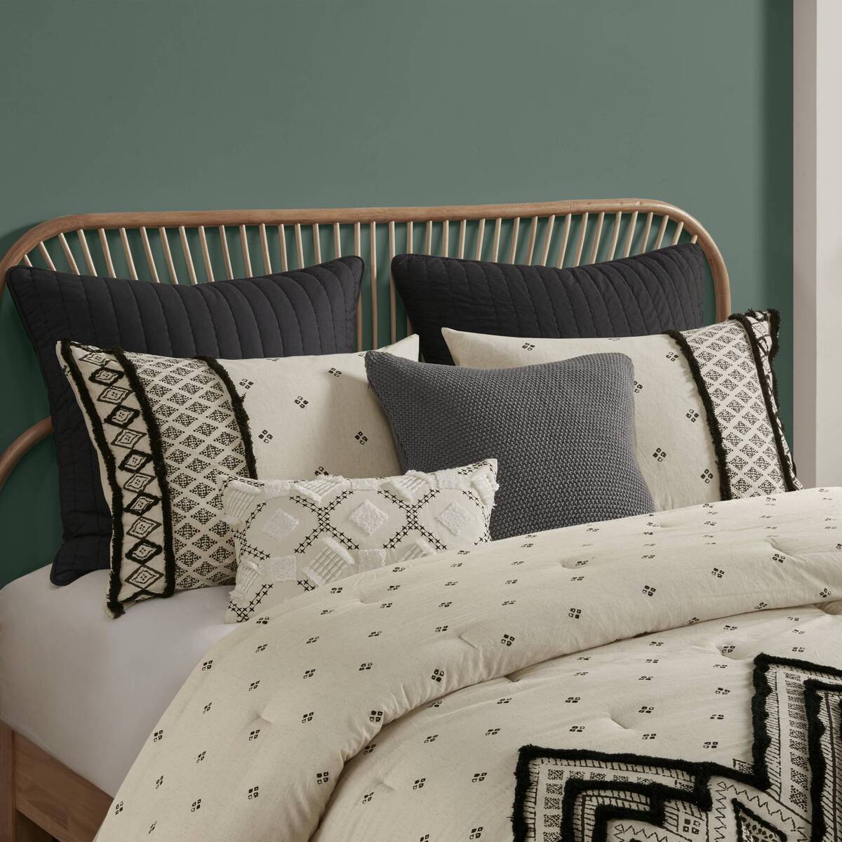 3 Piece Cotton and Flax Linen Blend Comforter Set King/Cal King with black geometric accents on Tampa Home & Garden Store