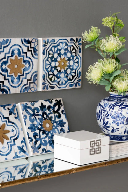 Abstract Wall Decor Accents White and Blue