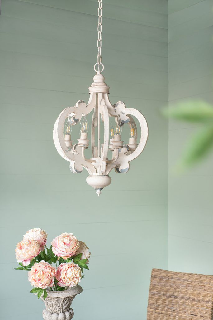 Farmhouse Chandelier With 6 Light Wood Pendant