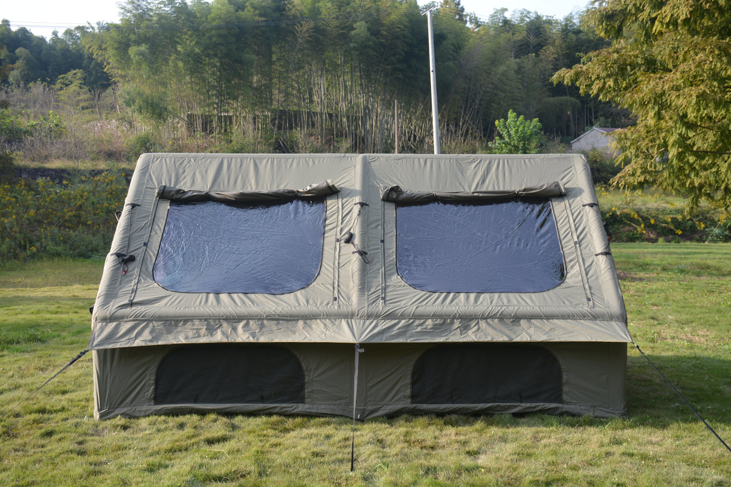 9.8 x 13ft Inflatable Camping Tent With Pump