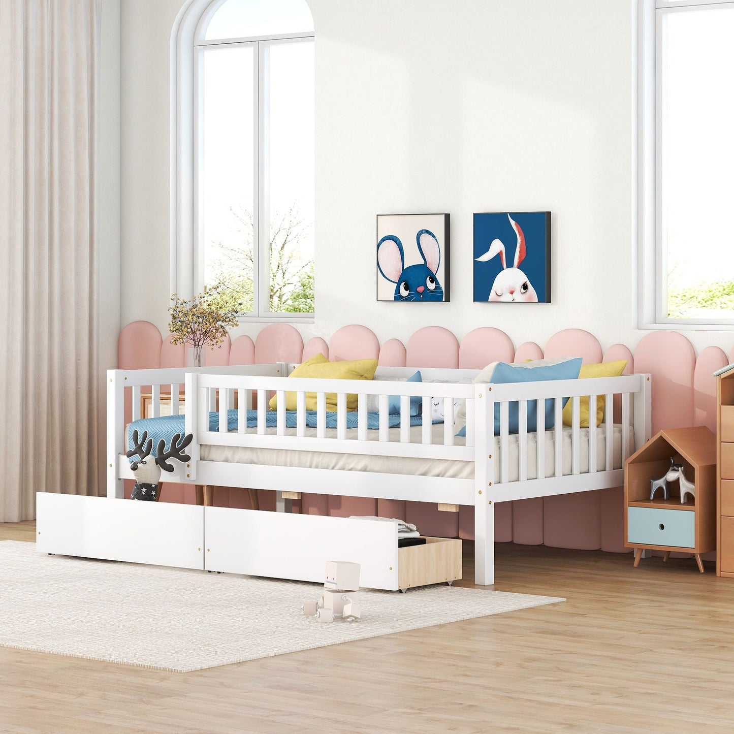 Multi Functional Wooden Daybed and Bedroom
