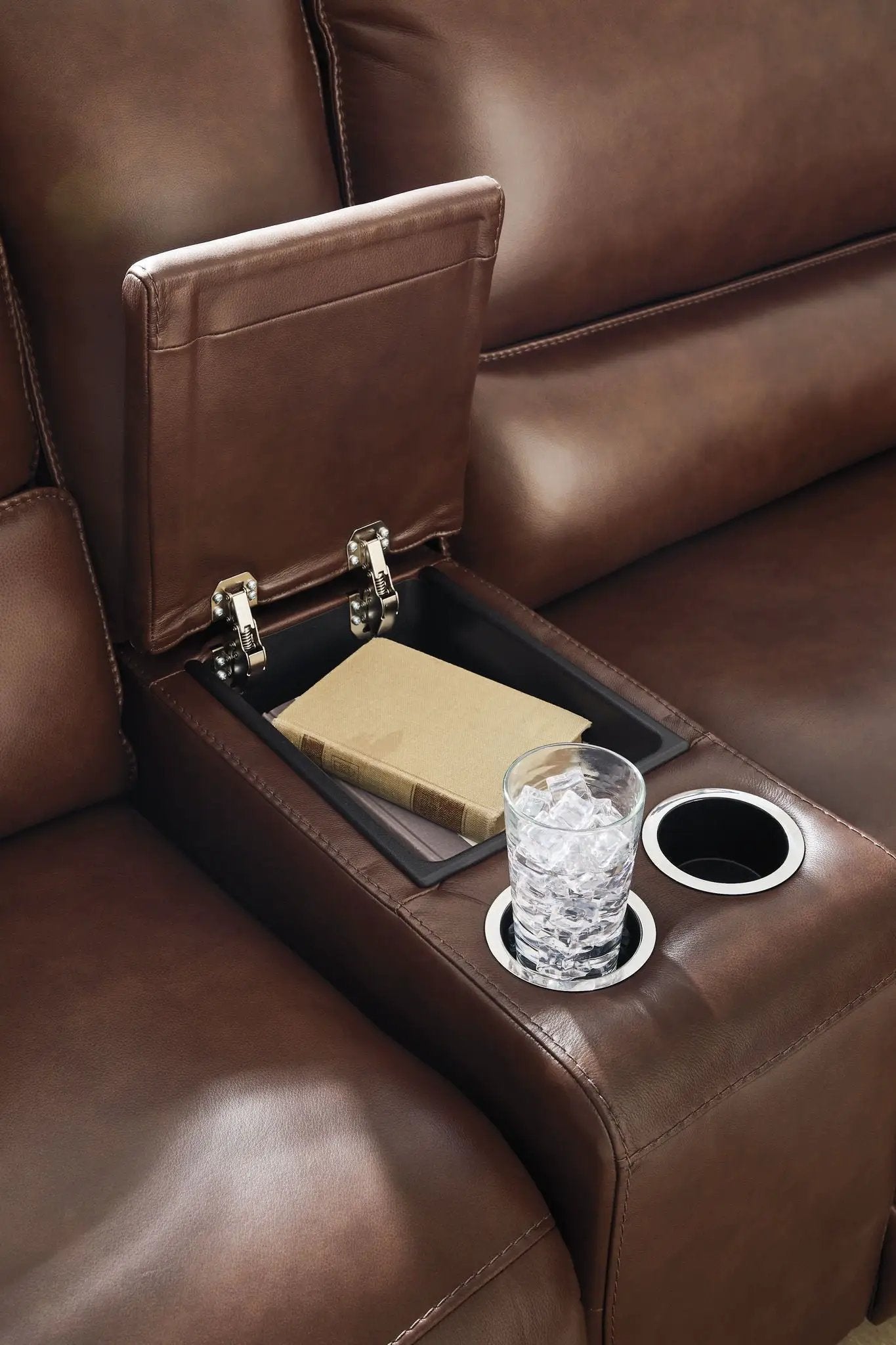 DeepWakes Power Reclining Sectional with Chaise