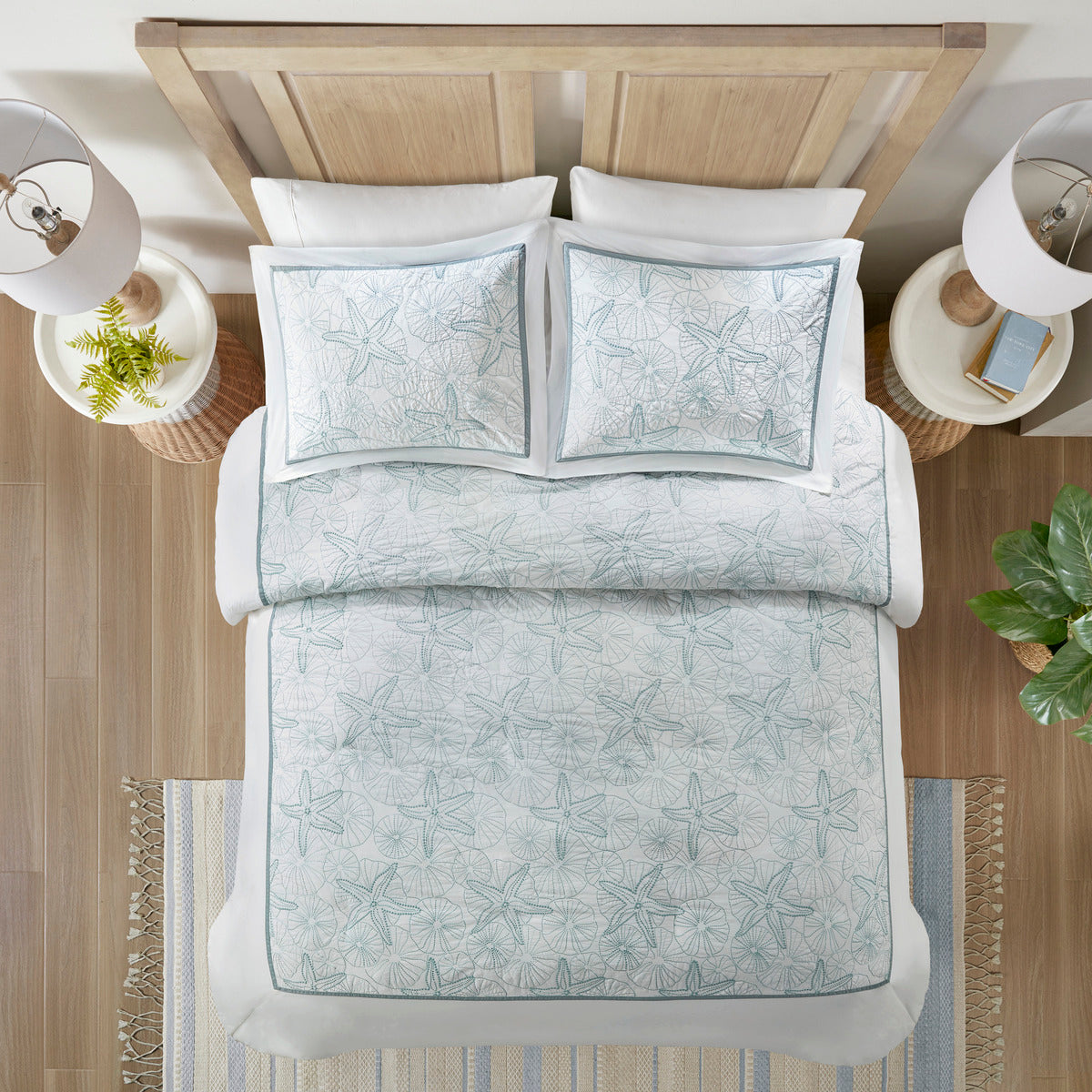 White cotton duvet cover set with embroidered seashells, full/queen, two shell-pattern shams on Tampa Home & Garden Store