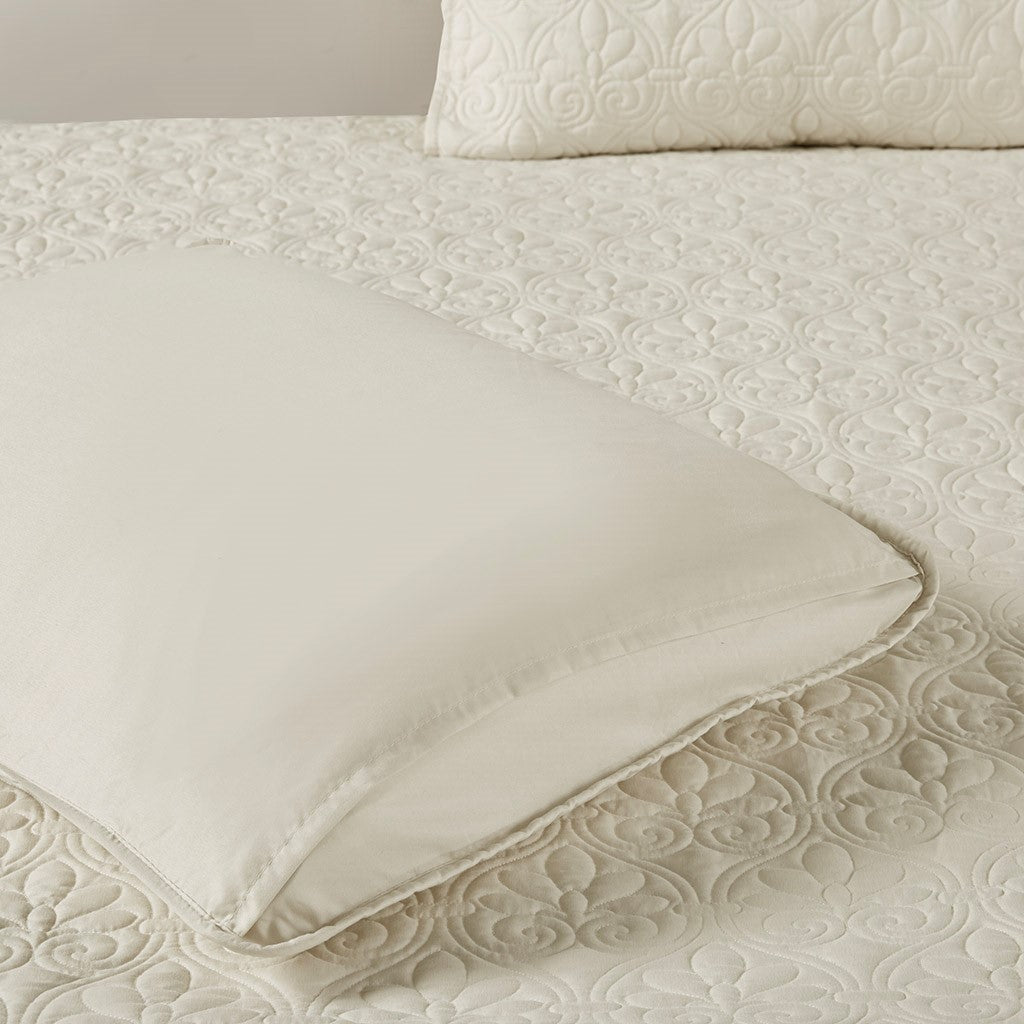 HouseOfZazla ivory 3-piece split-corner pleated quilted bedspread set with pillow sham on Tampa Home & Garden Store