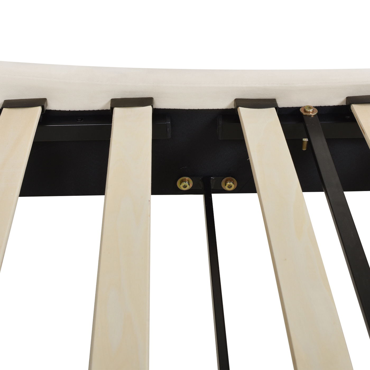 Aspen Vertical Tufted and Modern Platform Bed