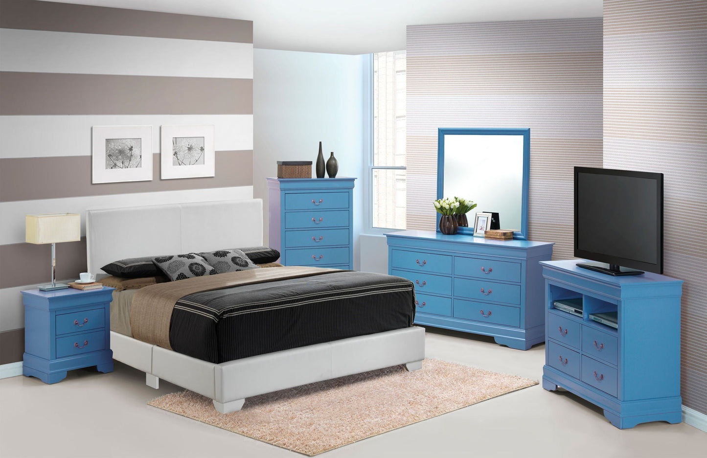 Glory Aaron Queen Platform Bed for a Bedroom