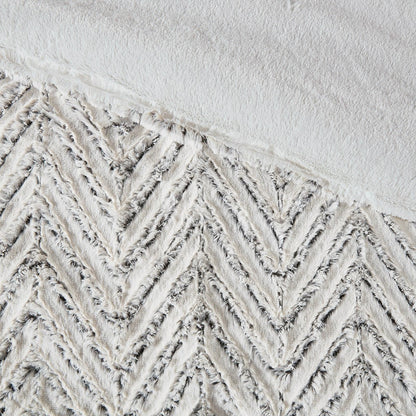 Ultra Plush Down Alternative Comforter in Ivory