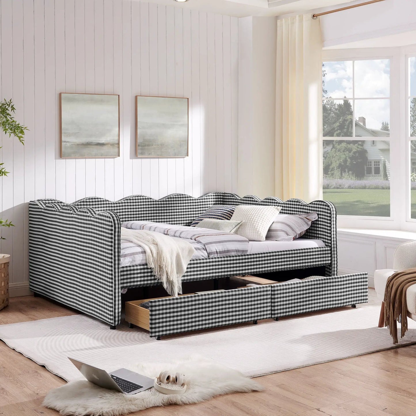 Gingham Daybed With USB Port and Wave Design