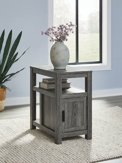 Fendenmore Chair Side End Table With USB Ports