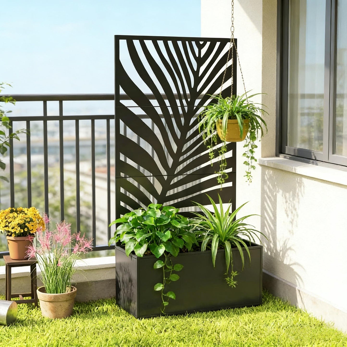Outdoor Raised Garden Bed and Privacy Screen