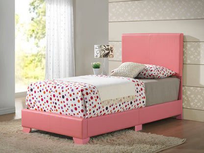 Glory Aaron Queen Platform Bed for a Bedroom