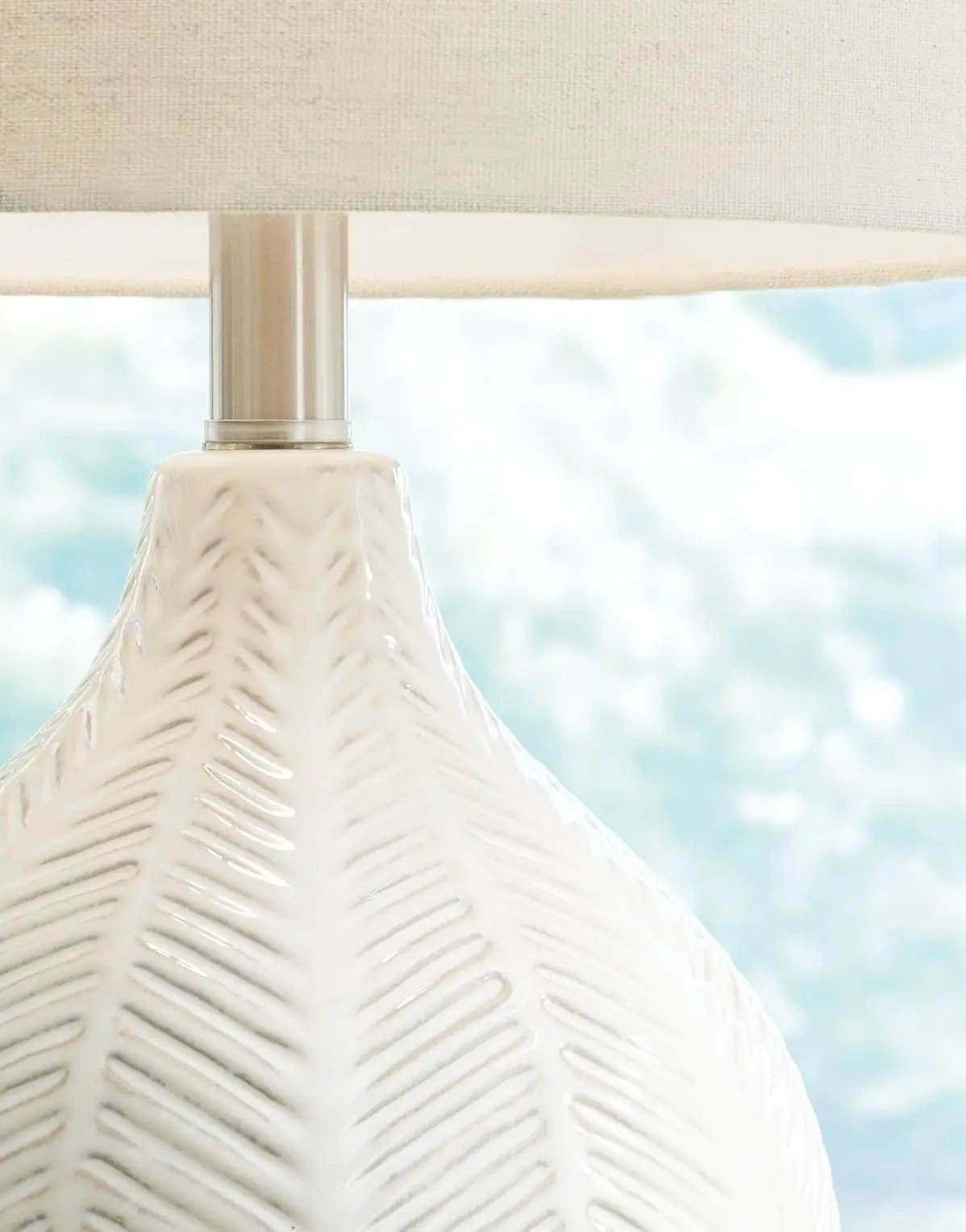 Rainermen Ceramic Table Lamp Off White for Home