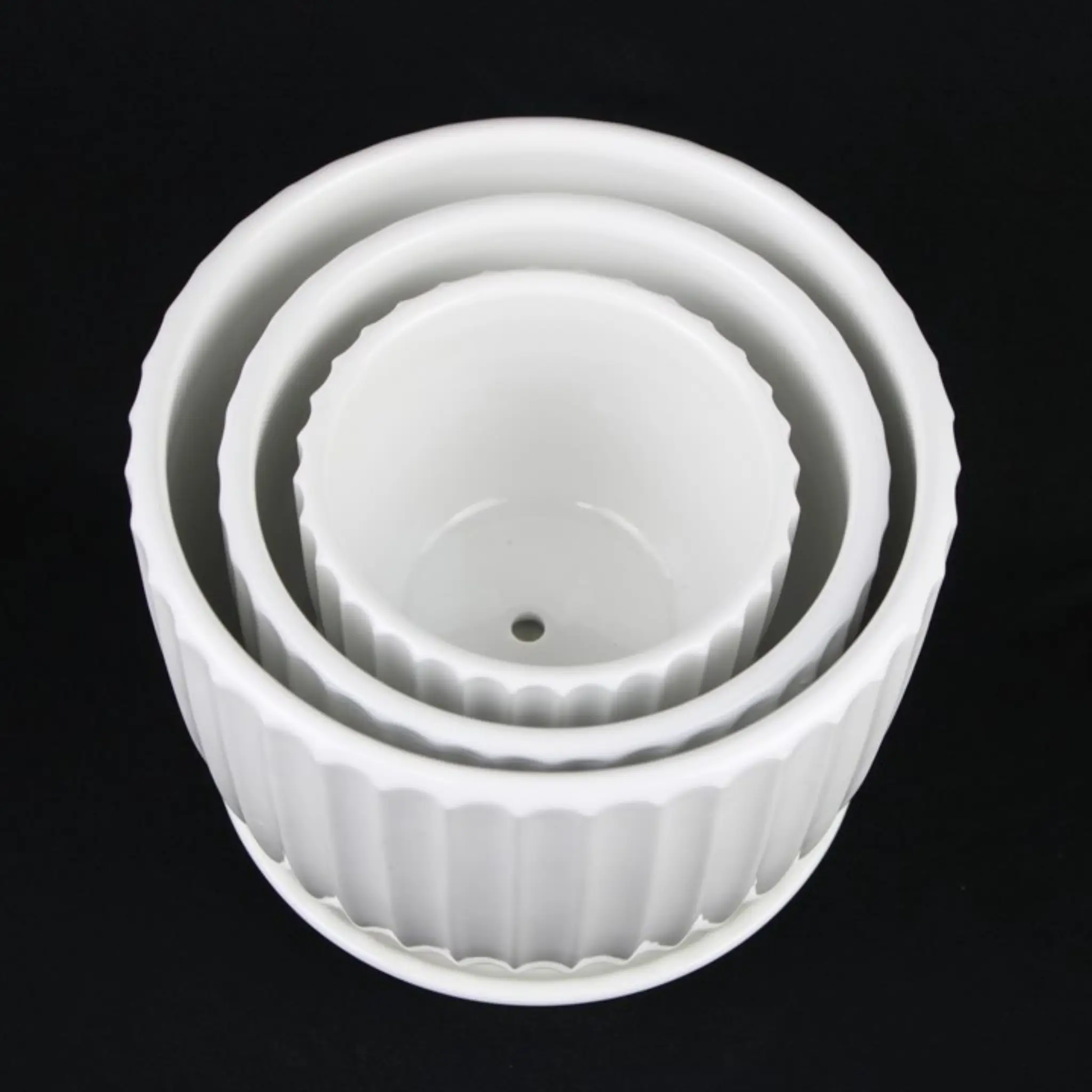 Florinia 3-piece white ceramic planter set with vertical fluted design and matching saucers on Tampa Home & Garden Store