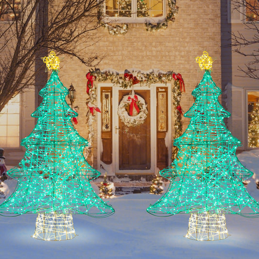 4 Foot Artificial Christmas Tree and 520 Lights