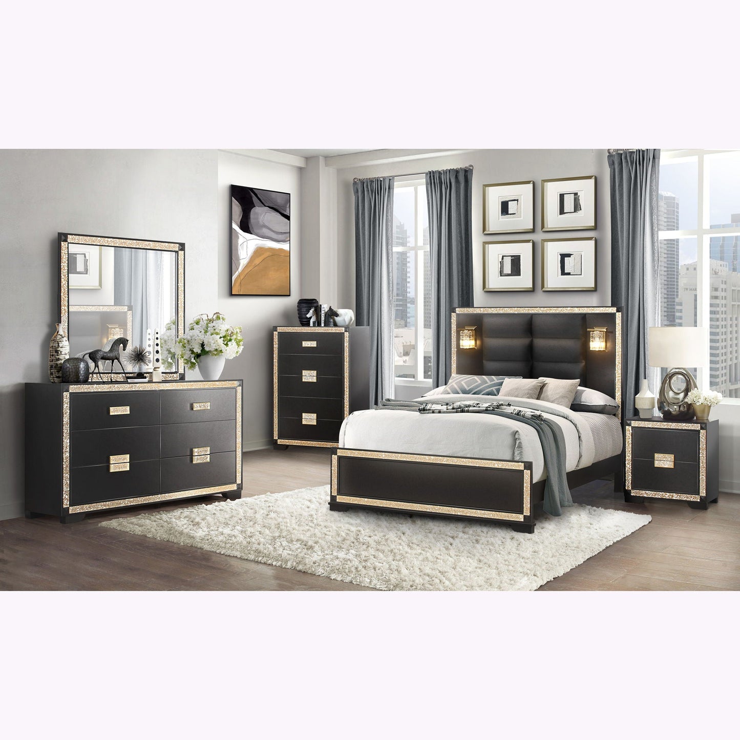 Black Chest With Glitter Detail And Bar Handle