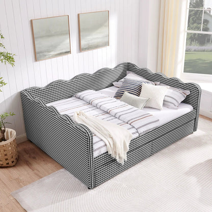Gingham Daybed With USB Port and Wave Design