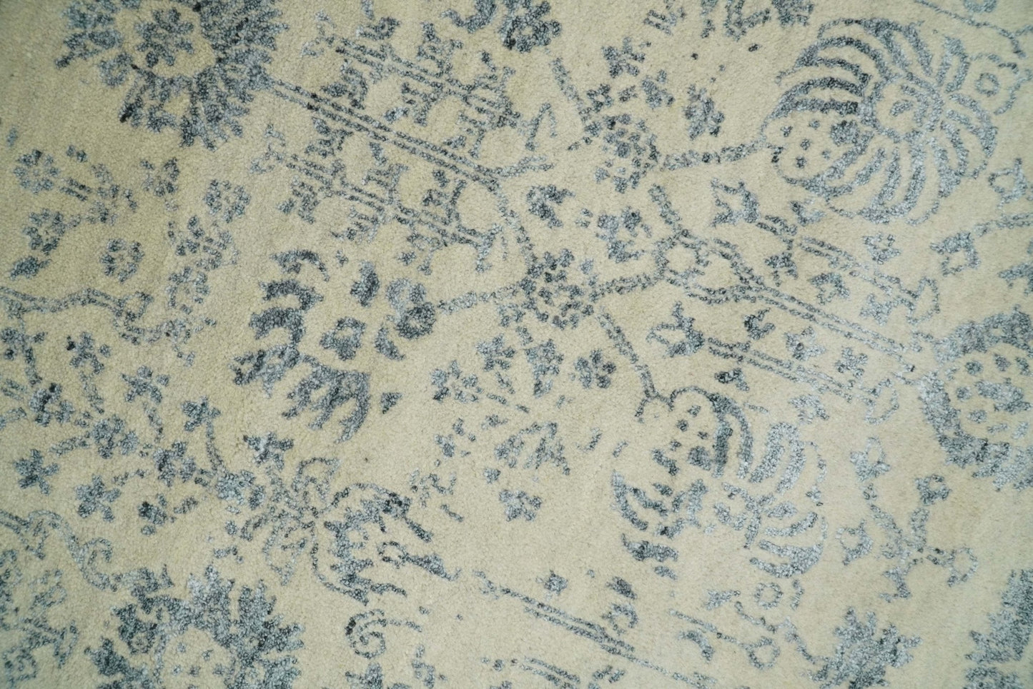 4x6 Fine Hand Knotted Beige and Gray Traditional Vintage Persian Style Antique Wool and Silk Rug | AGR14 - Tampa Home & Garden Store