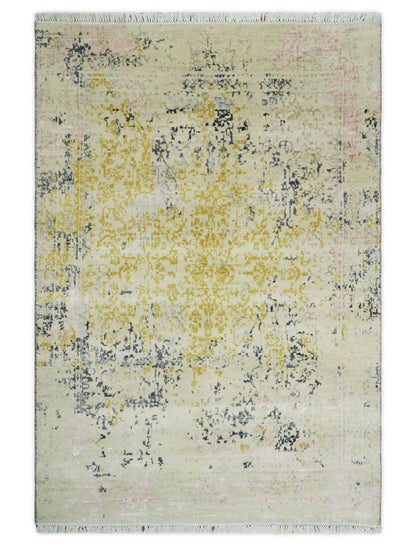 Alfombra abstracta moderna de lana y seda, anudada a mano, de 4x6 en tonos dorados, grises y marfil | AGR17