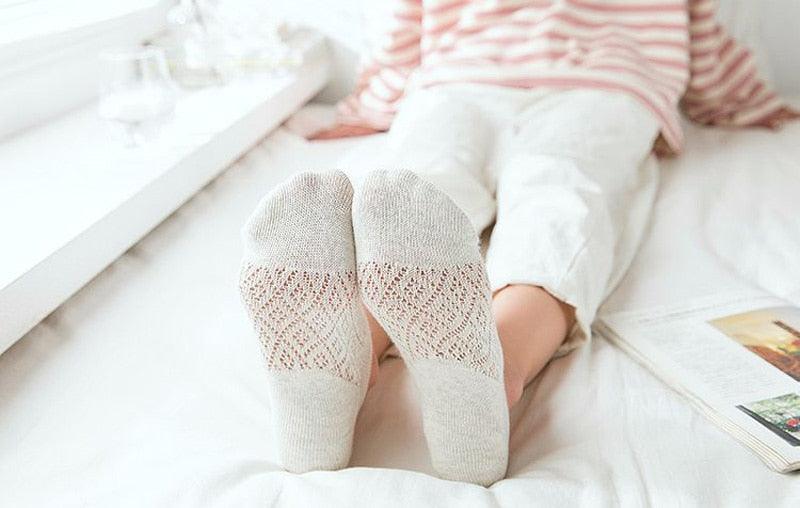 Stevvex 5 Pairs female silicone non-slip invisible mesh cotton ankle socks white no-show on Tampa Home & Garden Store