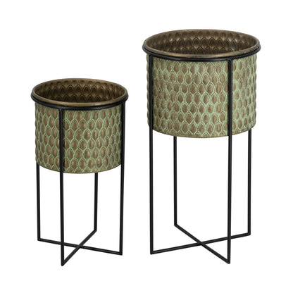 Set of Two Textured and Modern Garden Pots