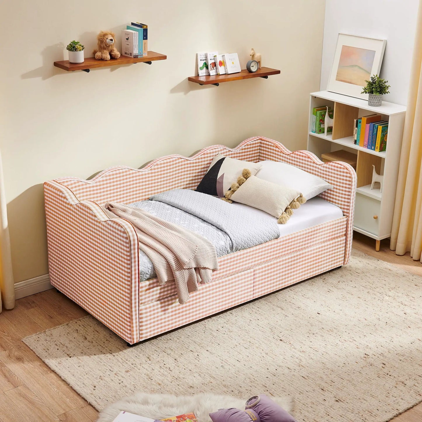 Gingham Daybed With USB Port and Wave Design