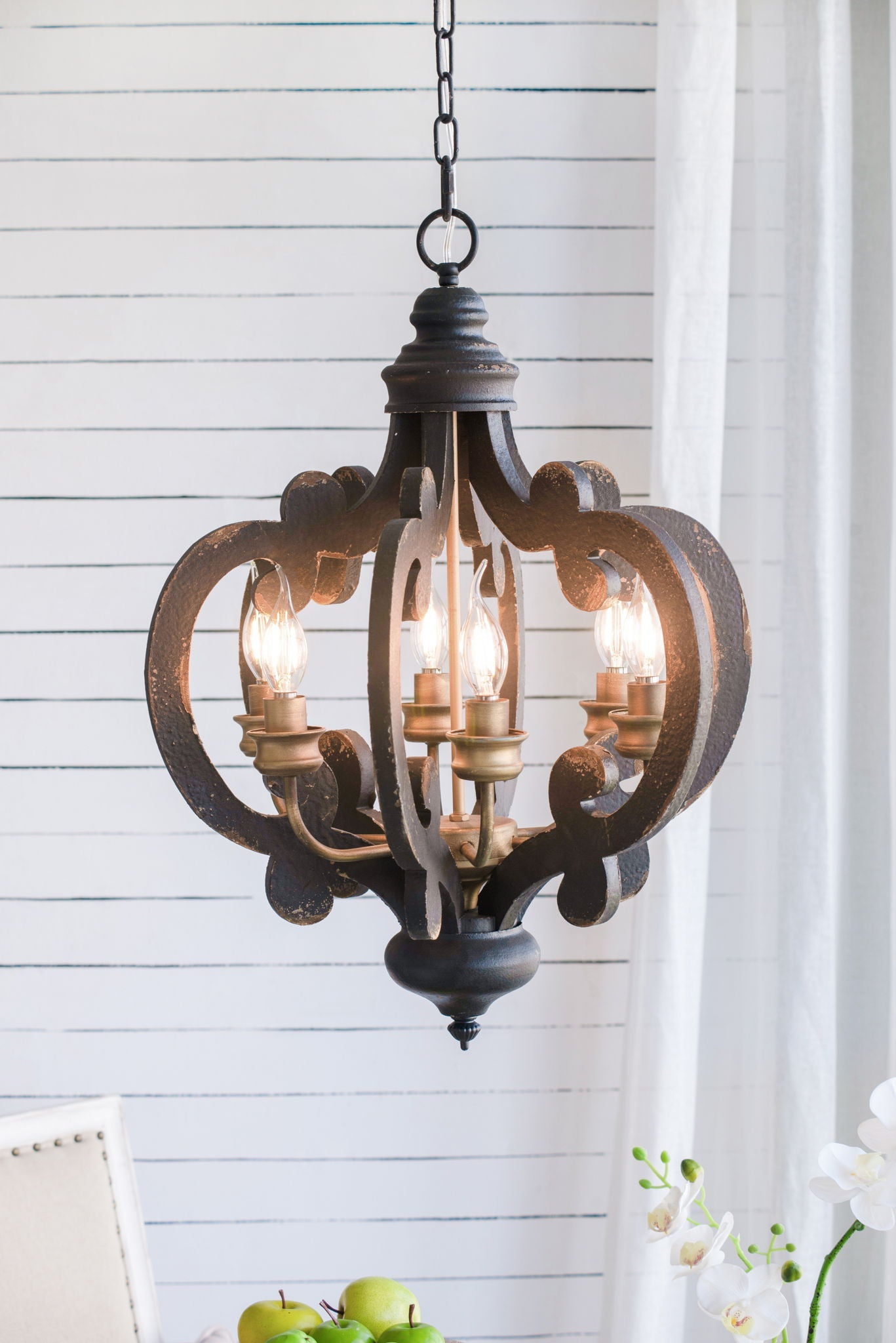 Farmhouse Chandelier With 6 Light Wood Pendant