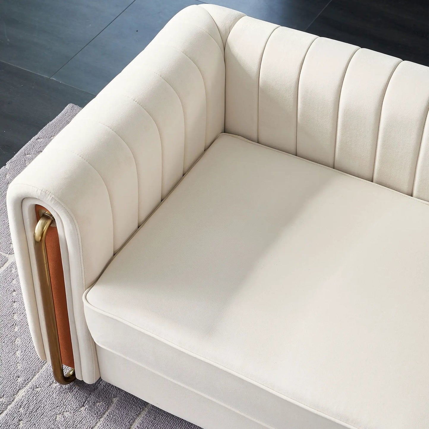 Contemporary Sofa for Living Room and Tufting