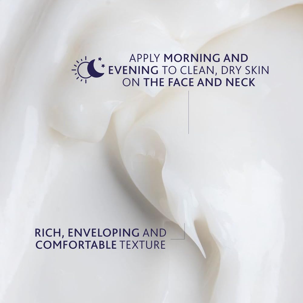 Esthederm Intensive Hyaluronic Cream by Beauty Care Bag with enveloping texture on Tampa Home & Garden Store