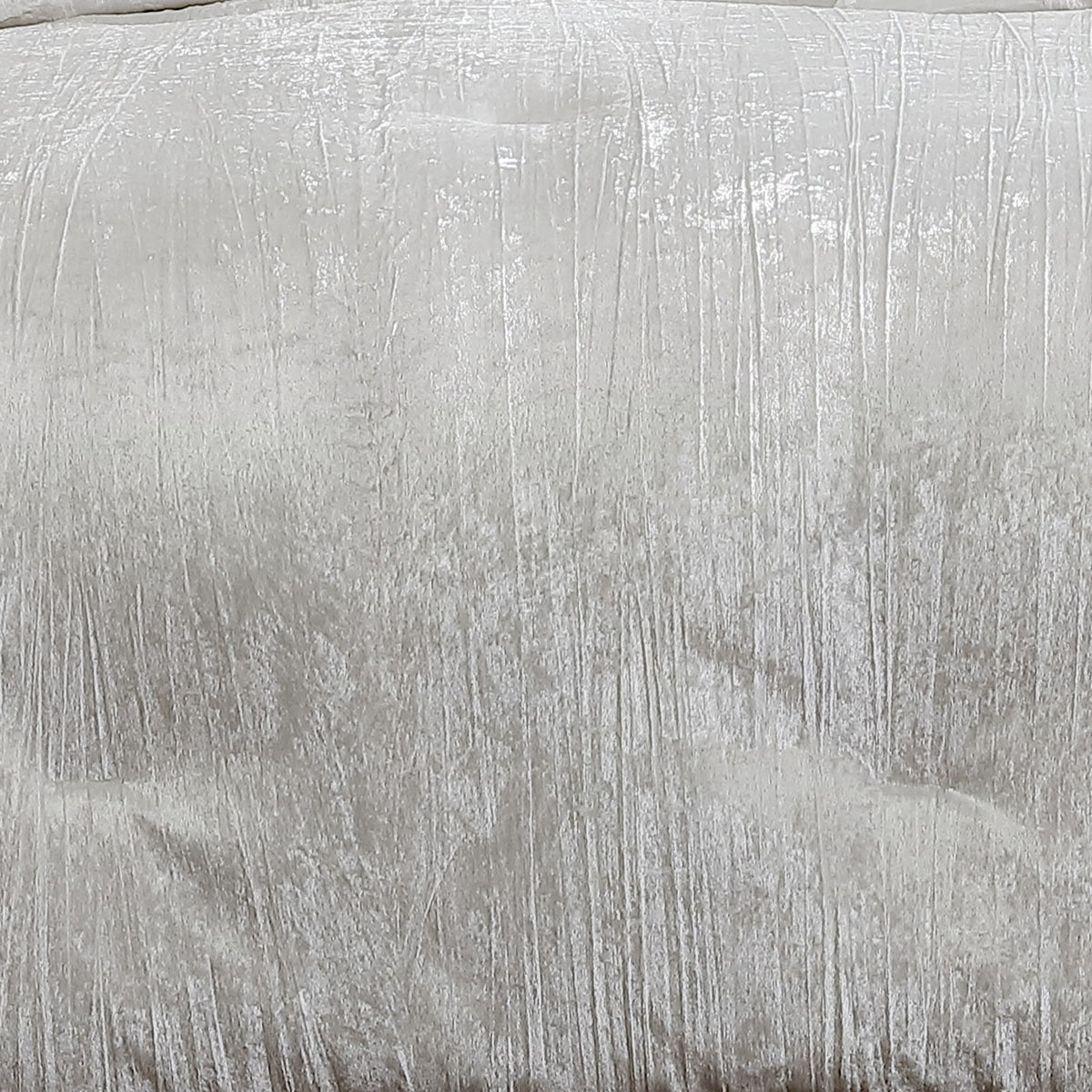 Turin 7 Piece and White Crinkle Velvet Queen Set