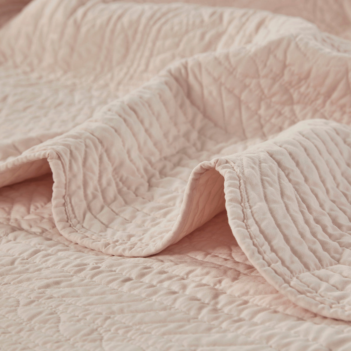 6 Piece Reversible Scalloped Edge Daybed Cover Set blush pink quilted fabric on Tampa Home & Garden Store