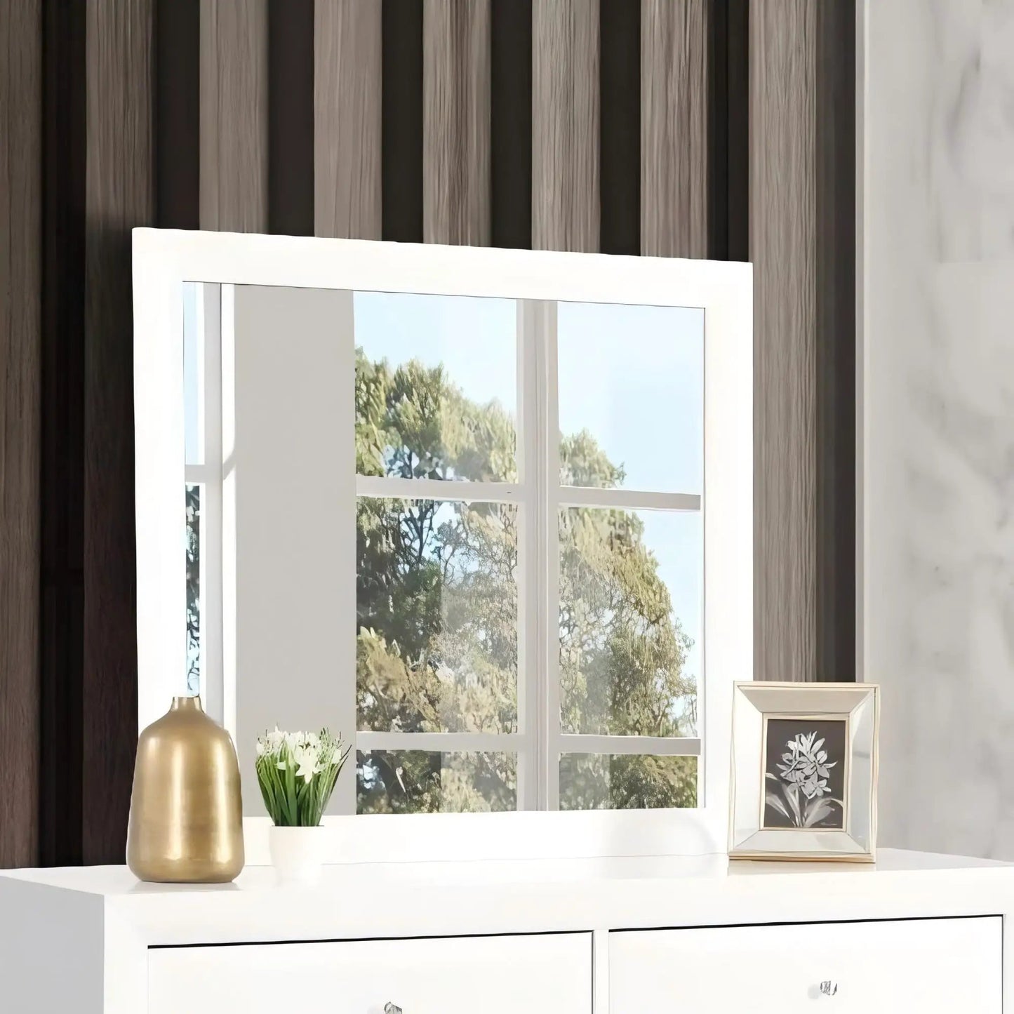 Marilla Mirror with Modern Finishes for Home